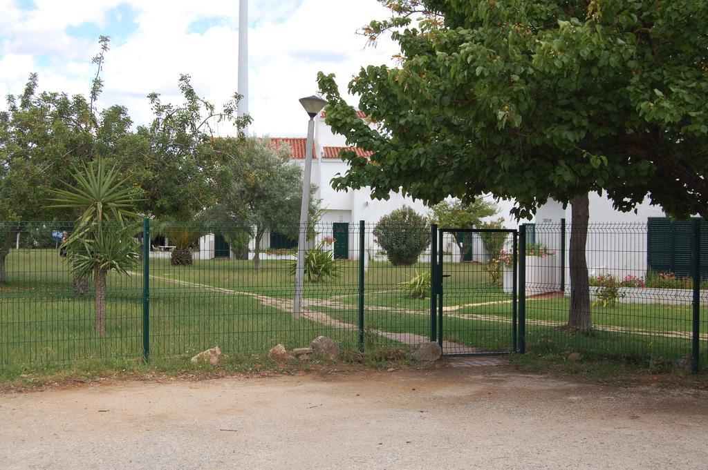 Lovelystay - Green Oasis Villa Vilamoura Room photo